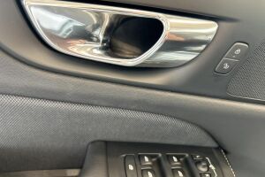 Volvo V60 esikatselu 19