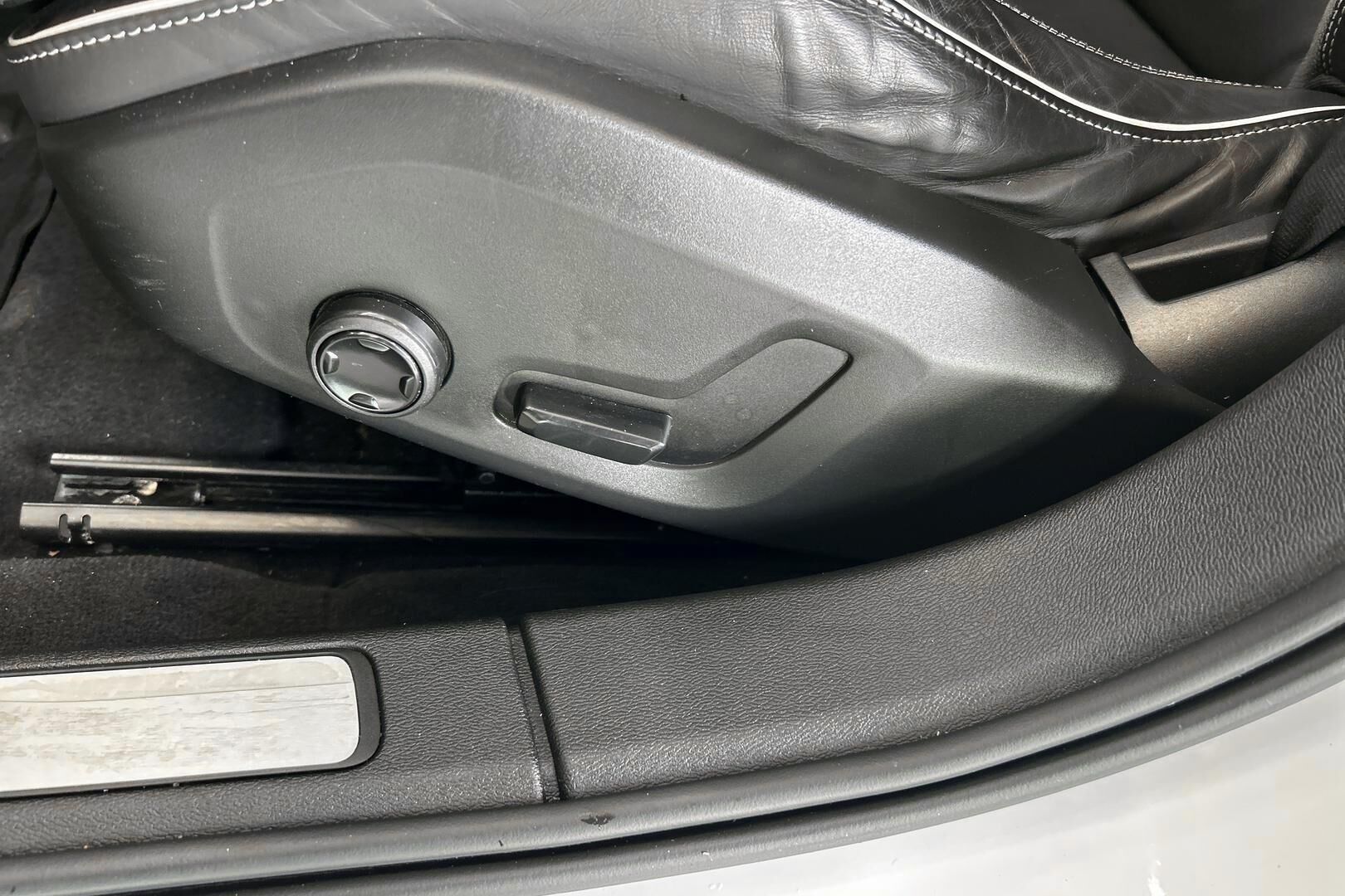 Volvo V60 iso kuva 20