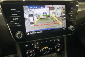 Skoda Superb esikatselu 20