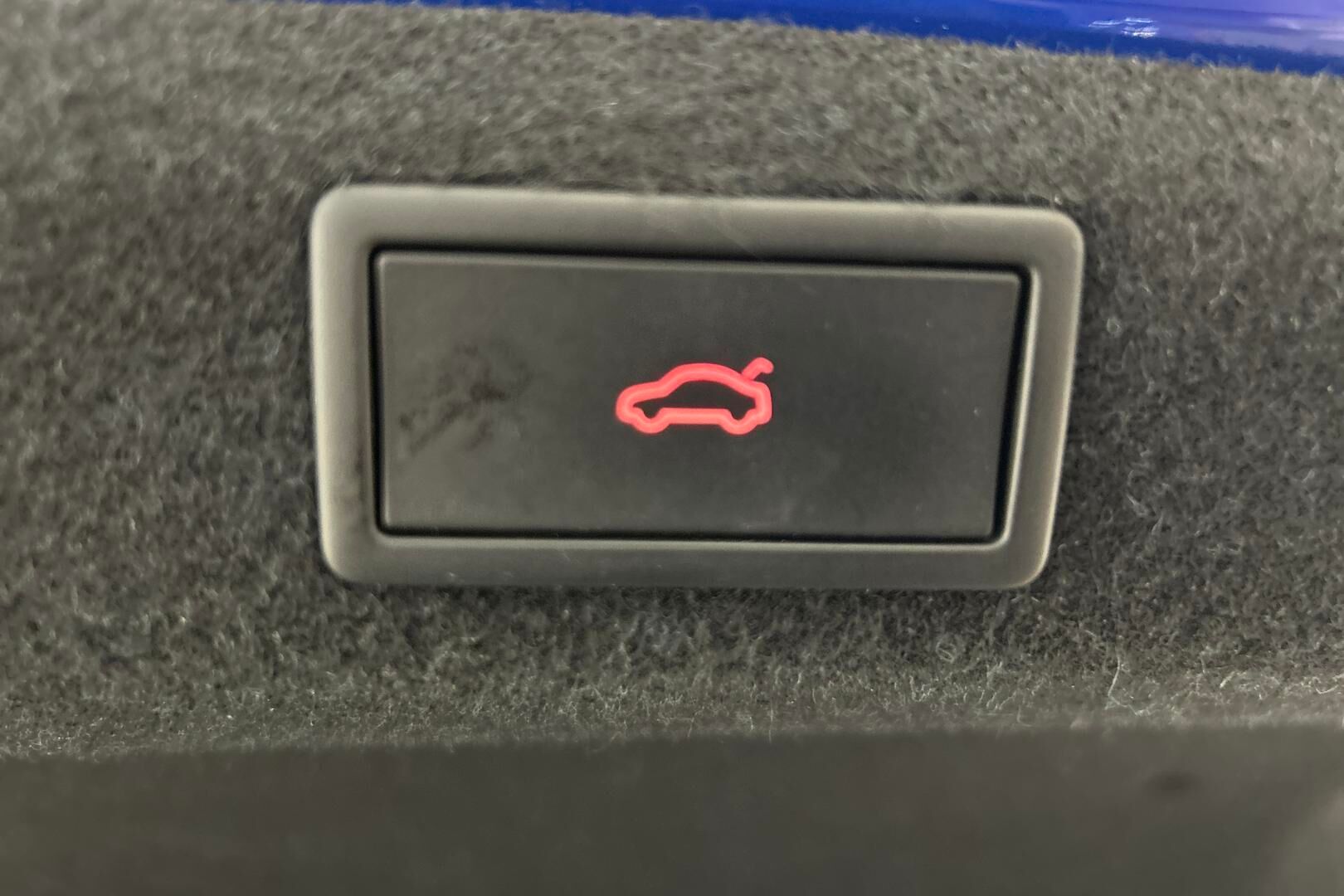 Skoda Superb iso kuva 21