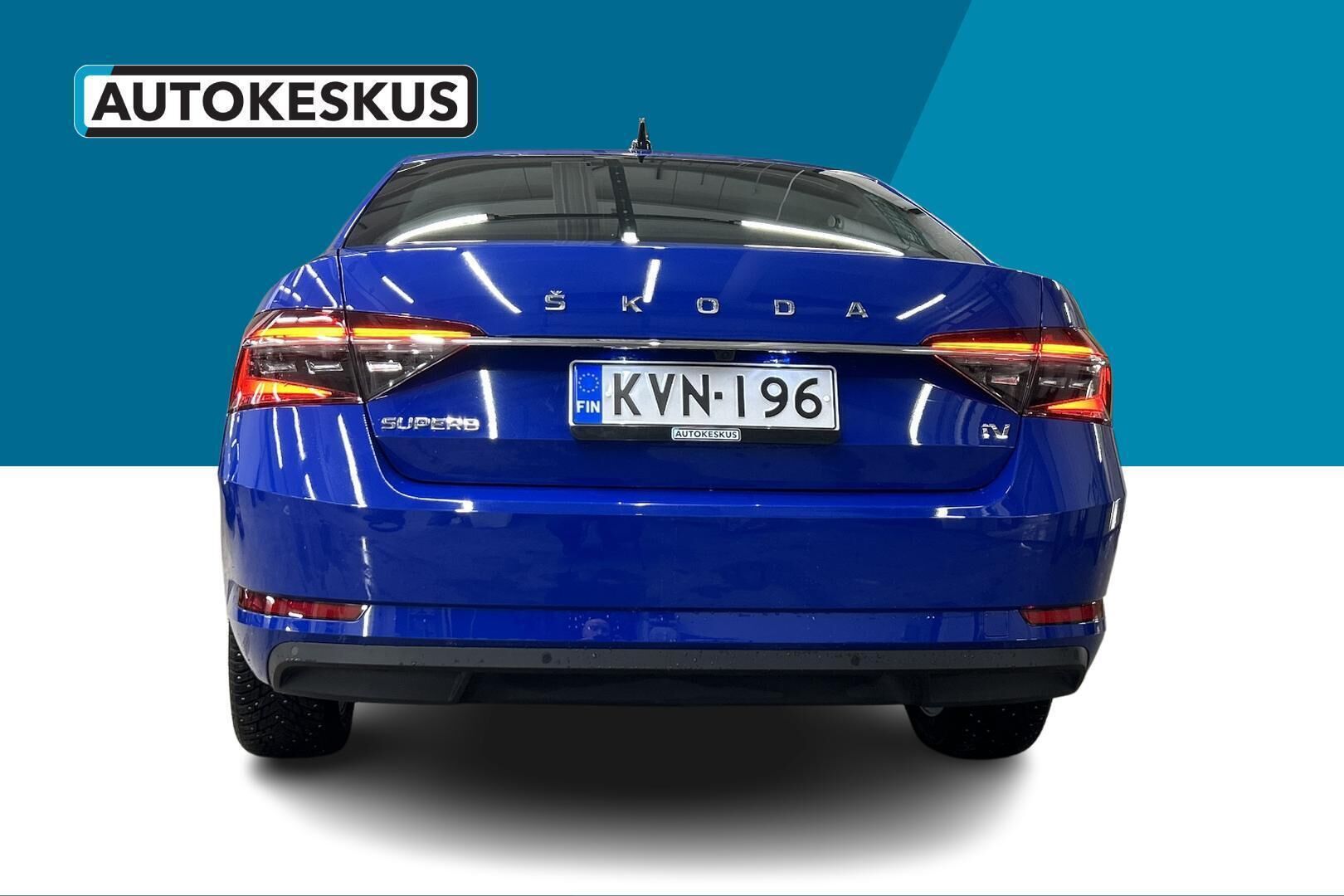 Skoda Superb iso kuva 6