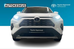Toyota RAV4 esikatselu 1