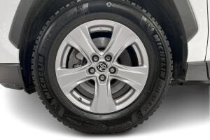 Toyota RAV4 esikatselu 12