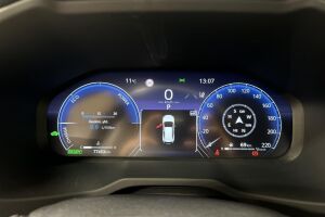 Toyota RAV4 esikatselu 13