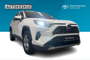 Toyota RAV4 esikatselu 2
