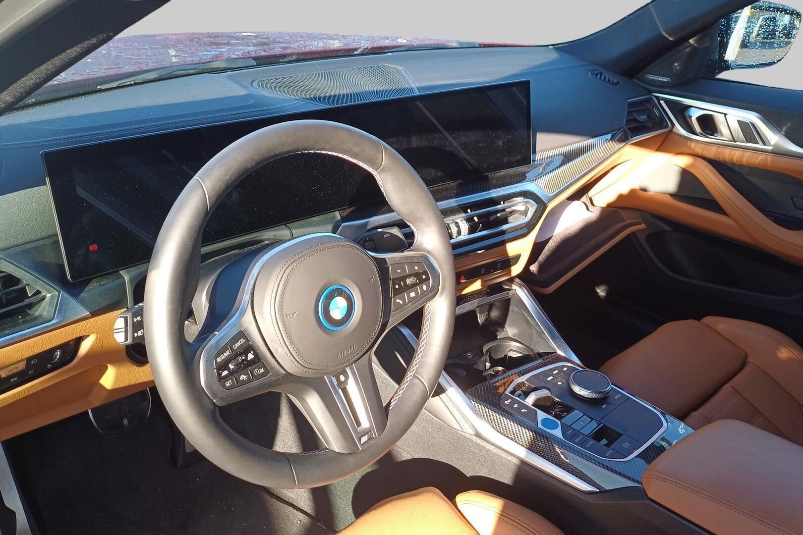 BMW i4 iso kuva 1