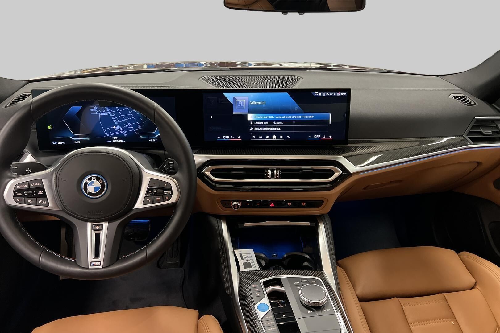 BMW i4 iso kuva 10