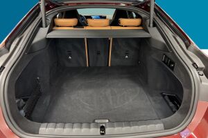 BMW i4 esikatselu 17