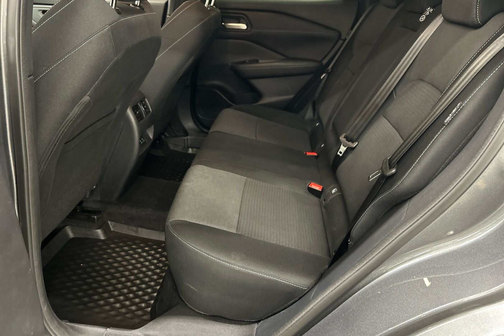 Nissan Qashqai iso kuva 9