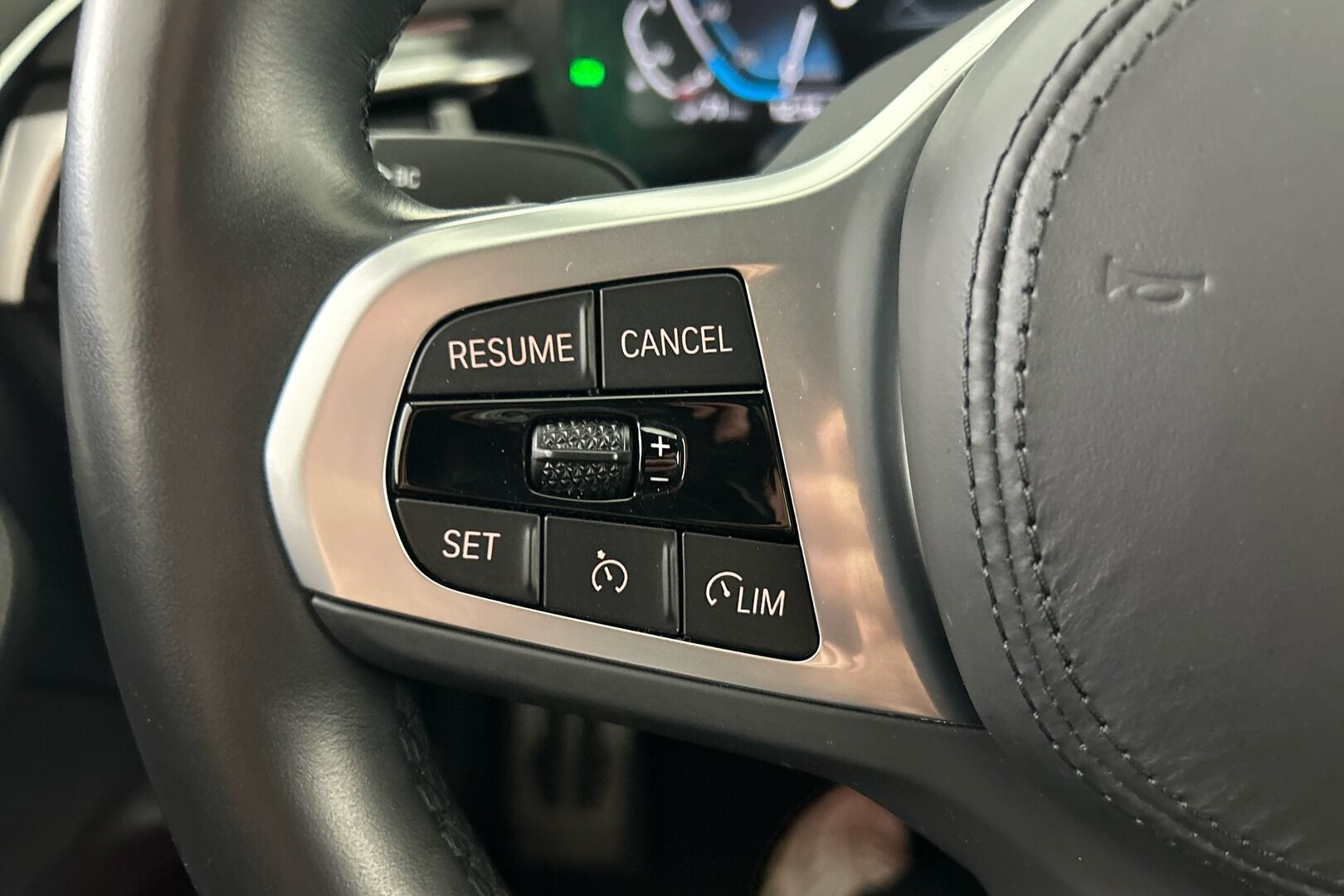 BMW 5-SARJA iso kuva 24