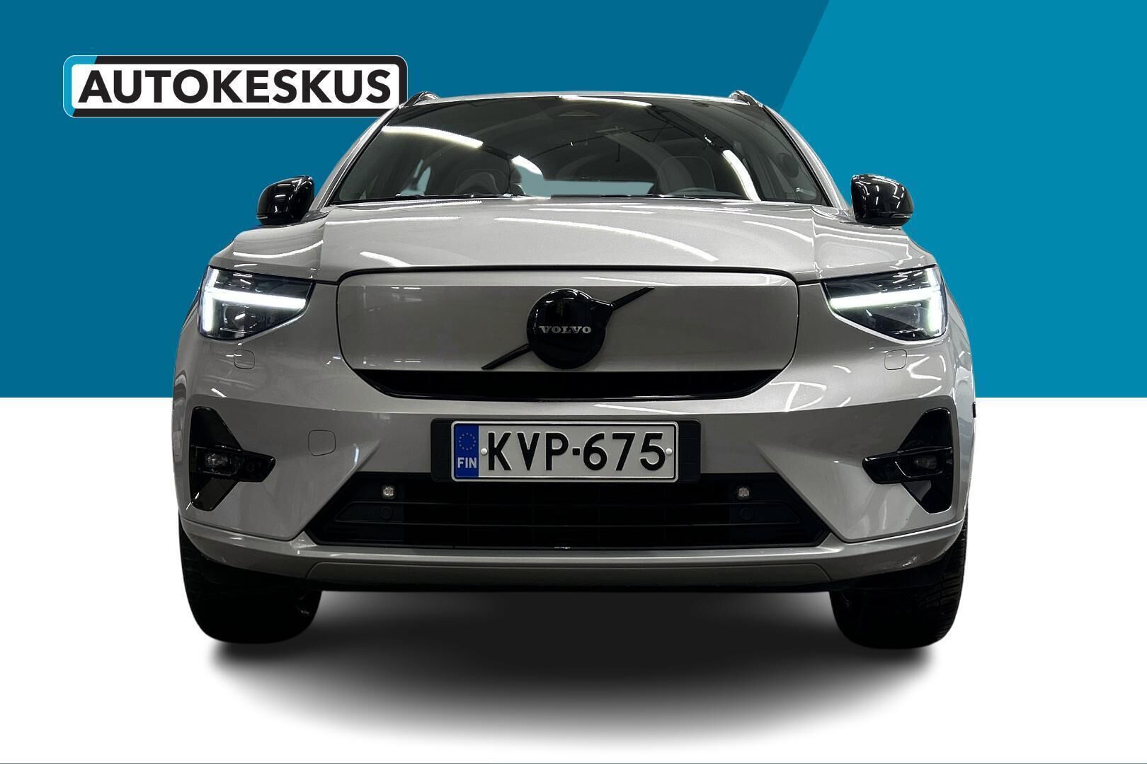 Volvo XC40 iso kuva 2