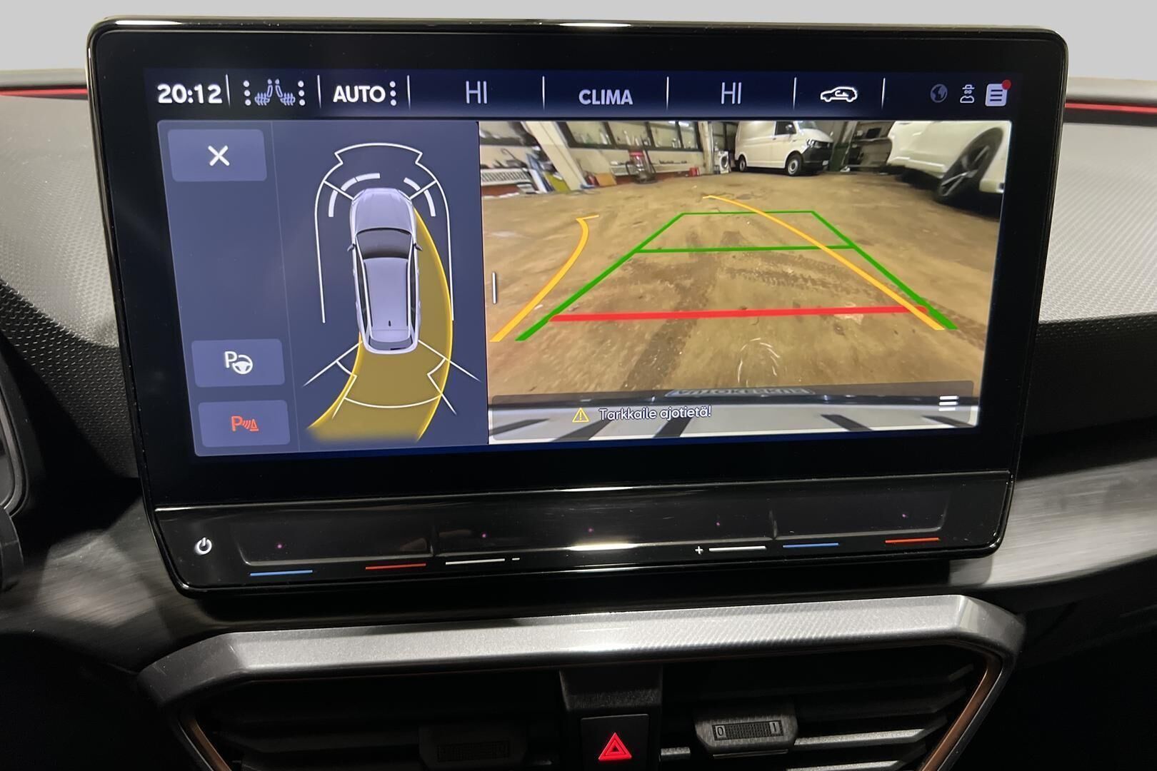 Cupra LEON SPORTSTOURER iso kuva 15