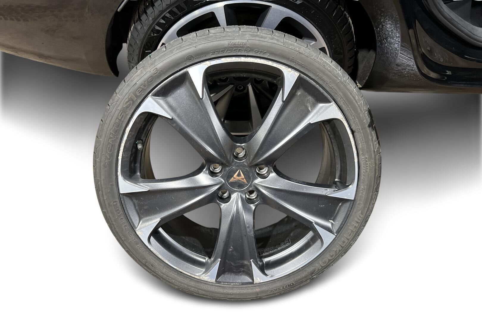 Cupra LEON SPORTSTOURER iso kuva 17