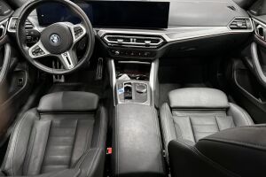 BMW i4 esikatselu 10