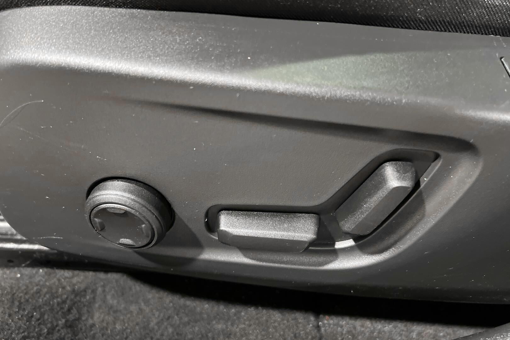 Polestar 2 iso kuva 15