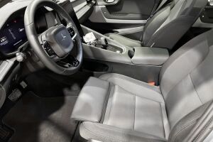 Polestar 2 esikatselu 8