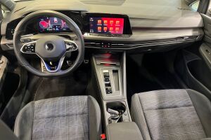 VOLKSWAGEN GOLF esikatselu 1