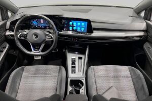 VOLKSWAGEN GOLF esikatselu 10