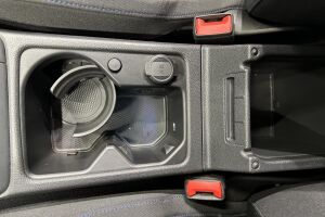 VOLKSWAGEN GOLF esikatselu 24