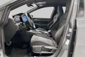 VOLKSWAGEN GOLF esikatselu 8