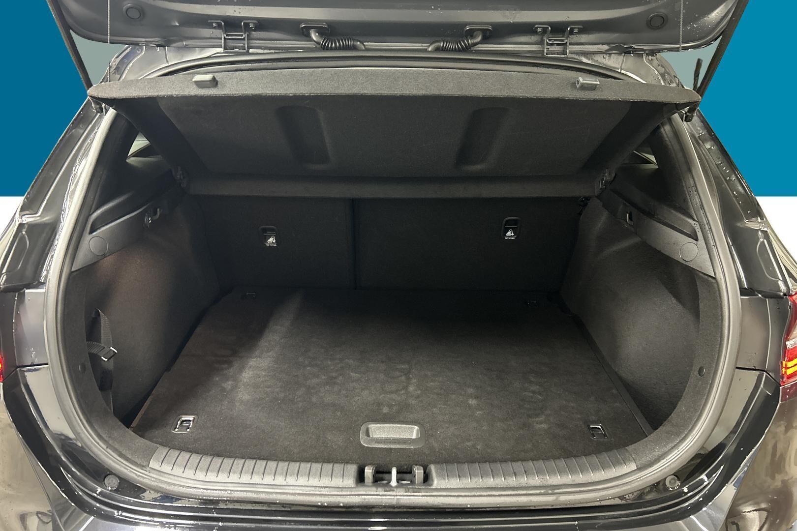 Kia Ceed iso kuva 12