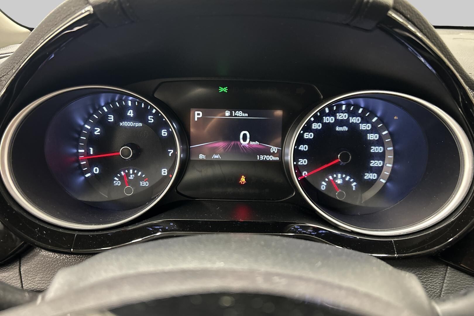 Kia Ceed iso kuva 14