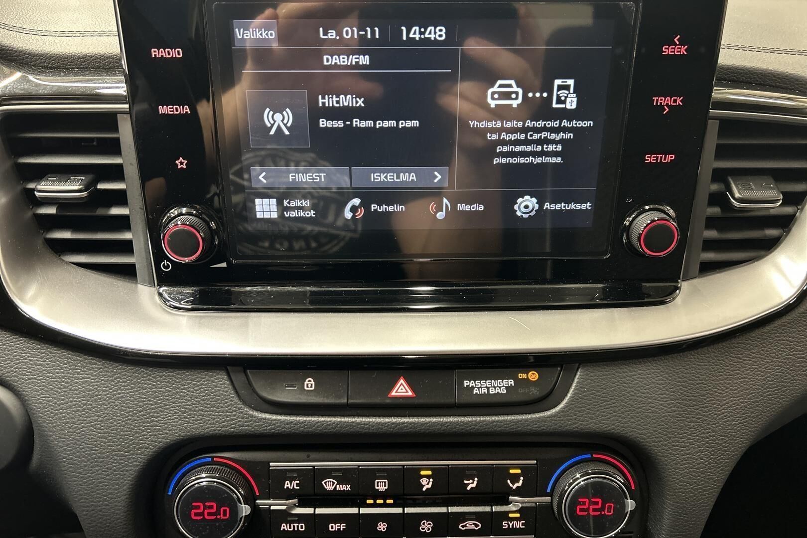 Kia Ceed iso kuva 14