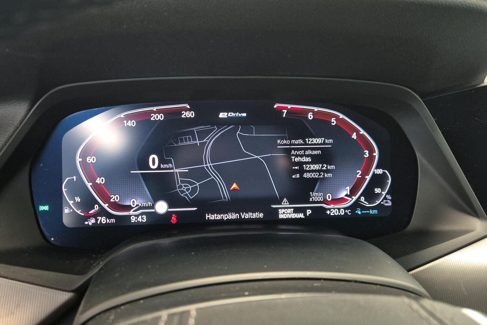 BMW X5 iso kuva 14
