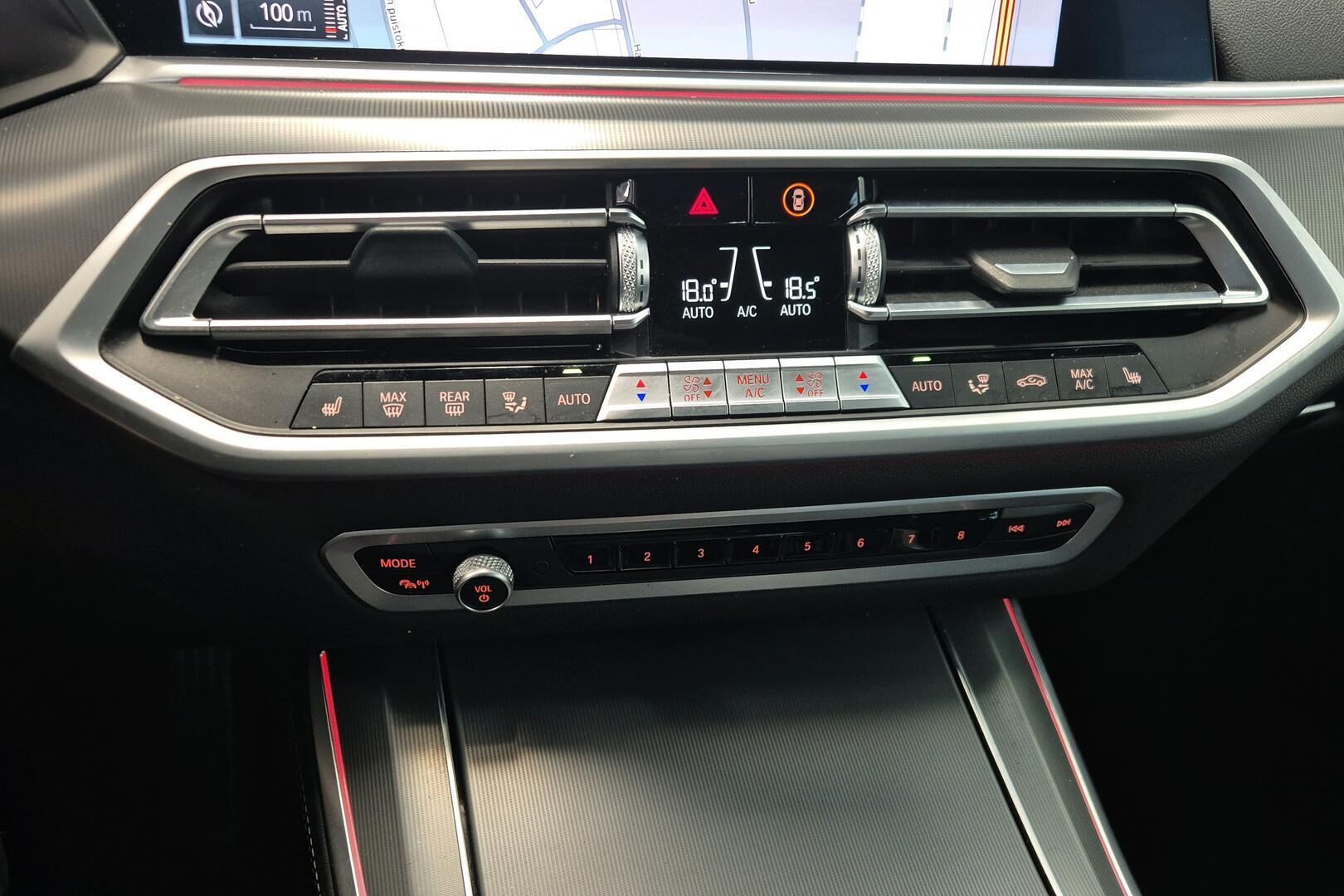 BMW X5 iso kuva 16