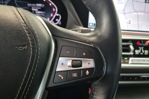 BMW X5 esikatselu 18