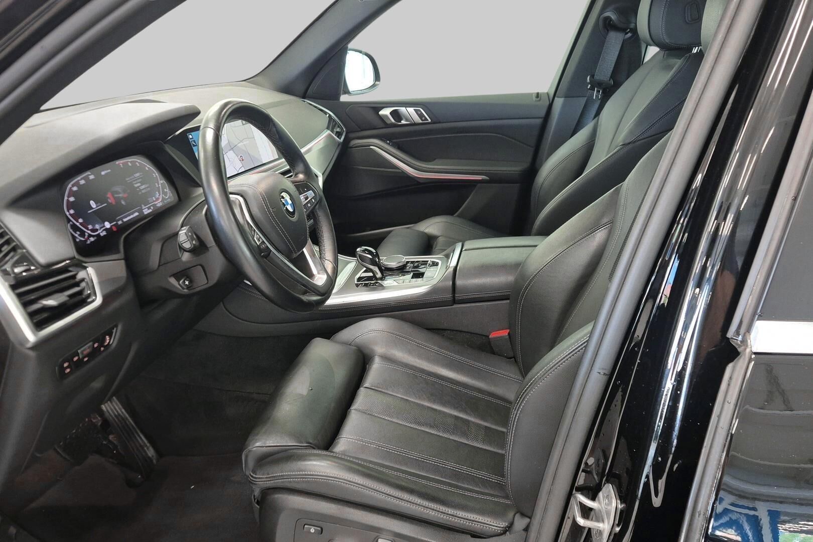 BMW X5 iso kuva 9