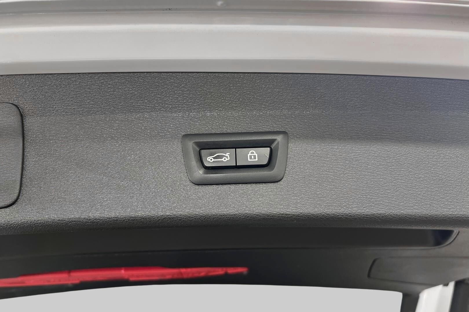 BMW X1 iso kuva 20