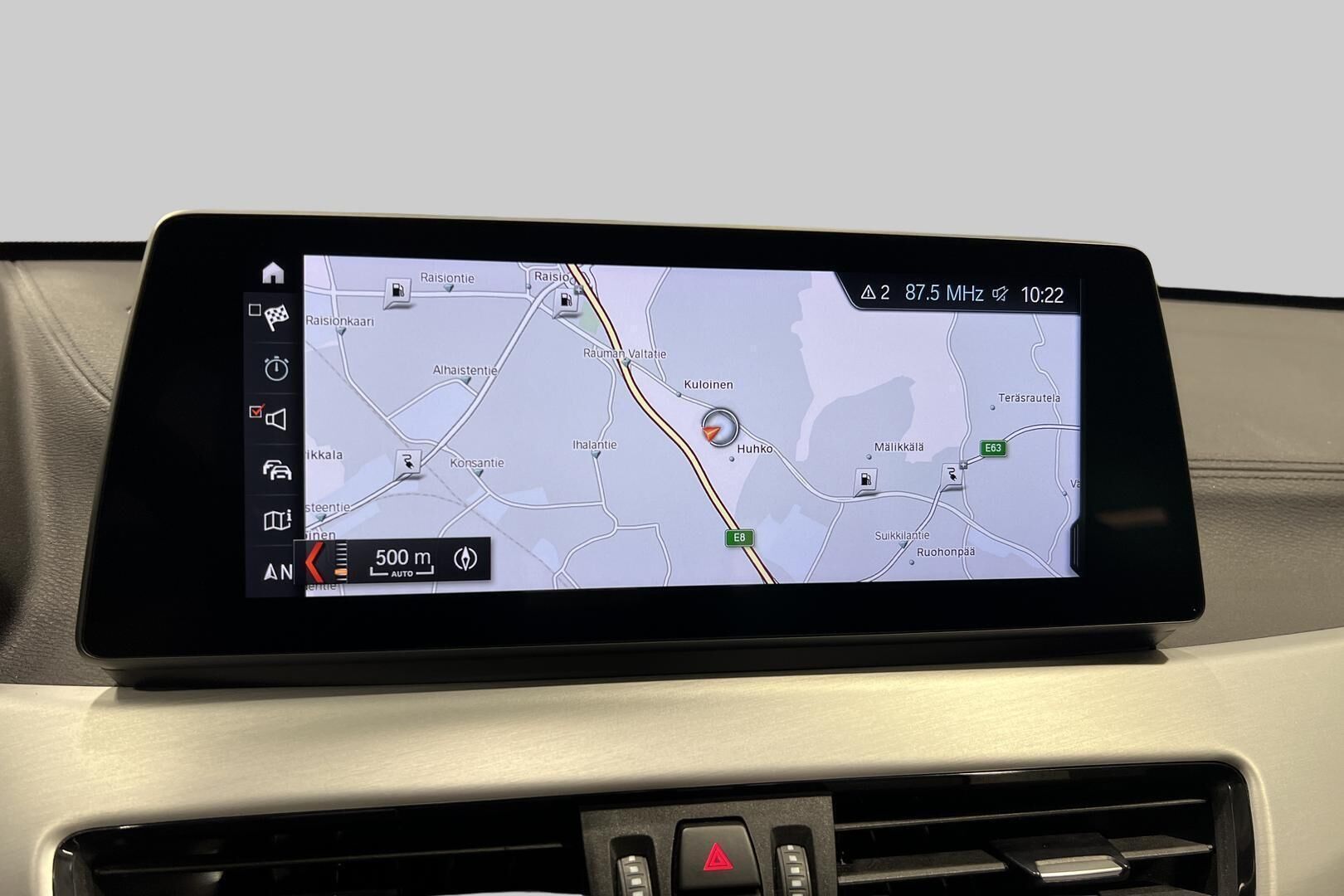 BMW X1 iso kuva 11