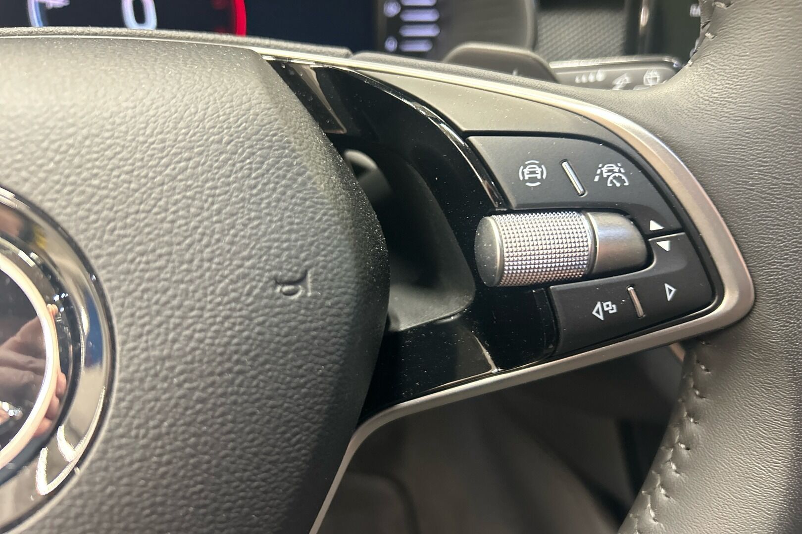 Skoda Scala iso kuva 14