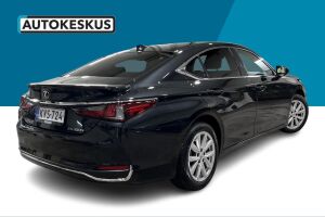 Lexus ES esikatselu 5