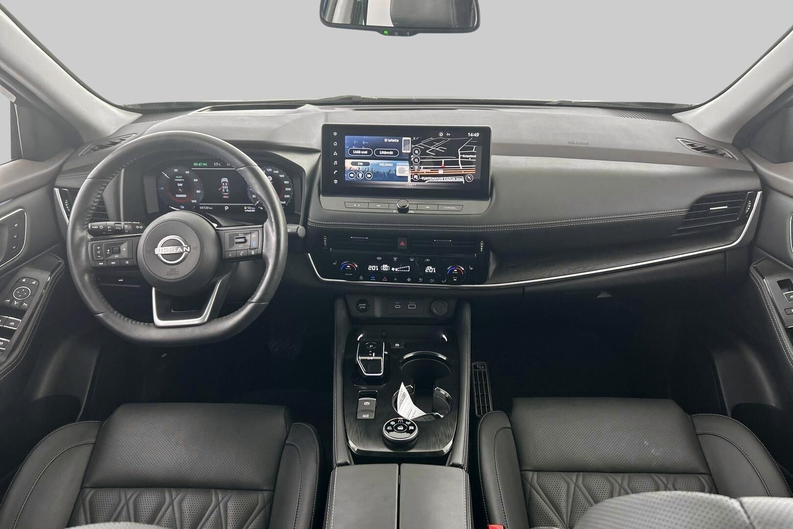 Nissan X-Trail iso kuva 6