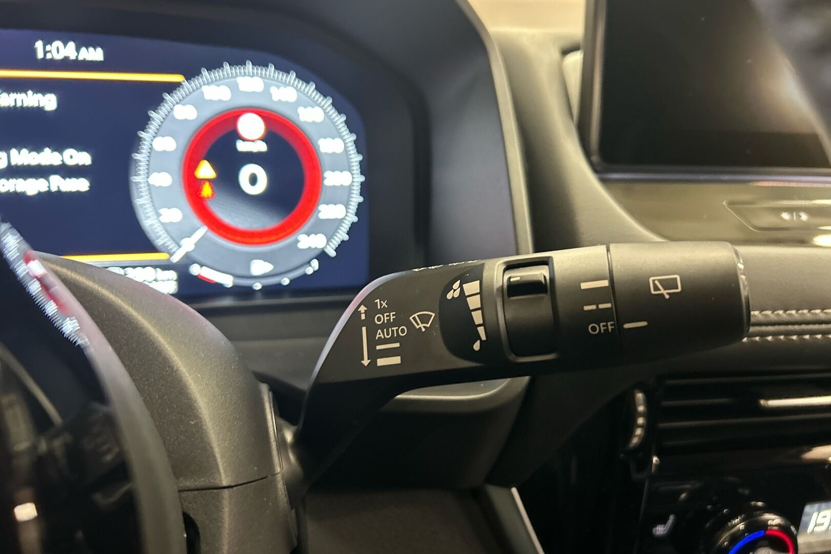 Nissan X-Trail iso kuva 17