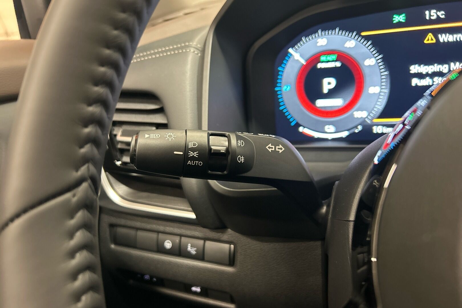Nissan X-Trail iso kuva 20