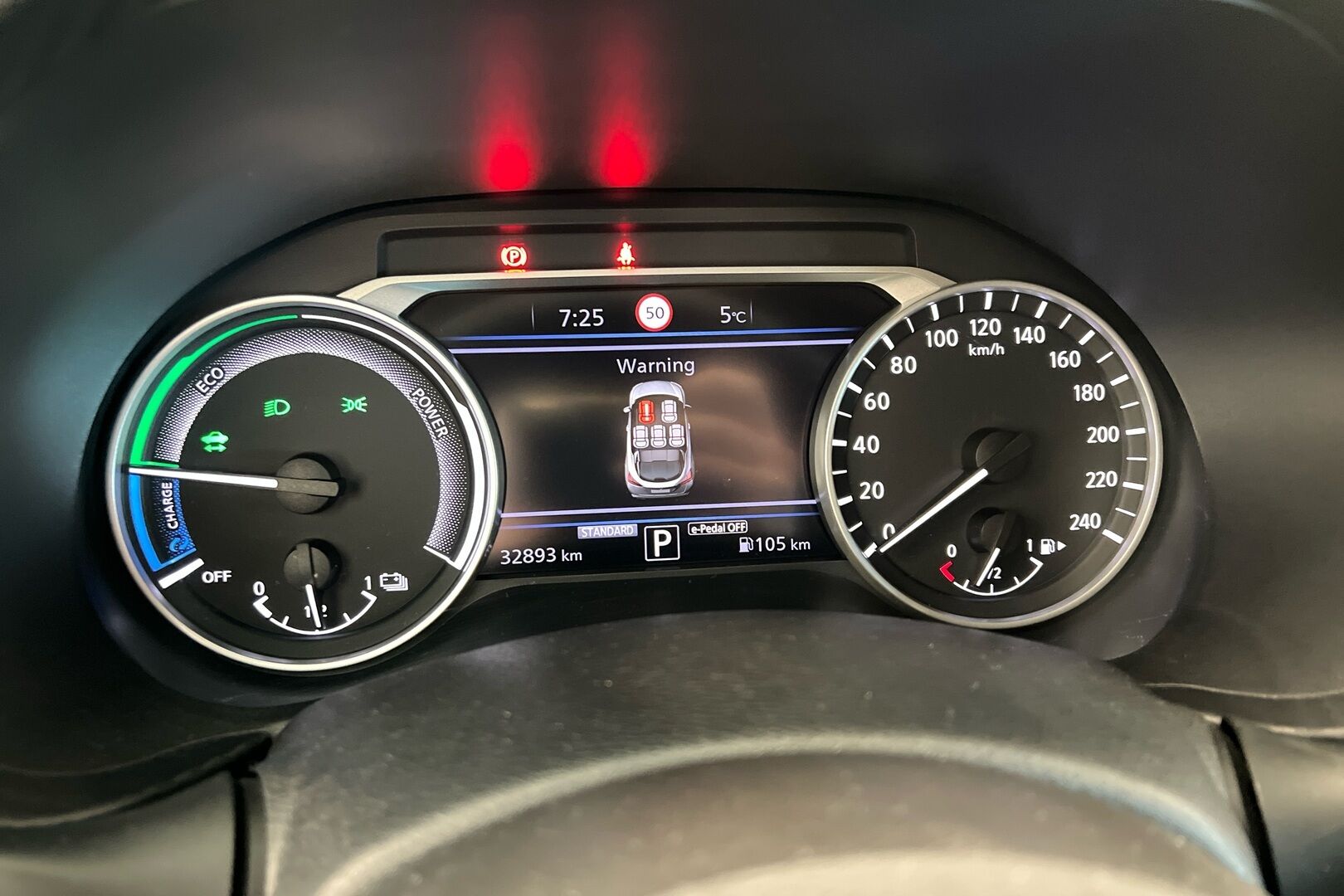 Nissan Juke iso kuva 11