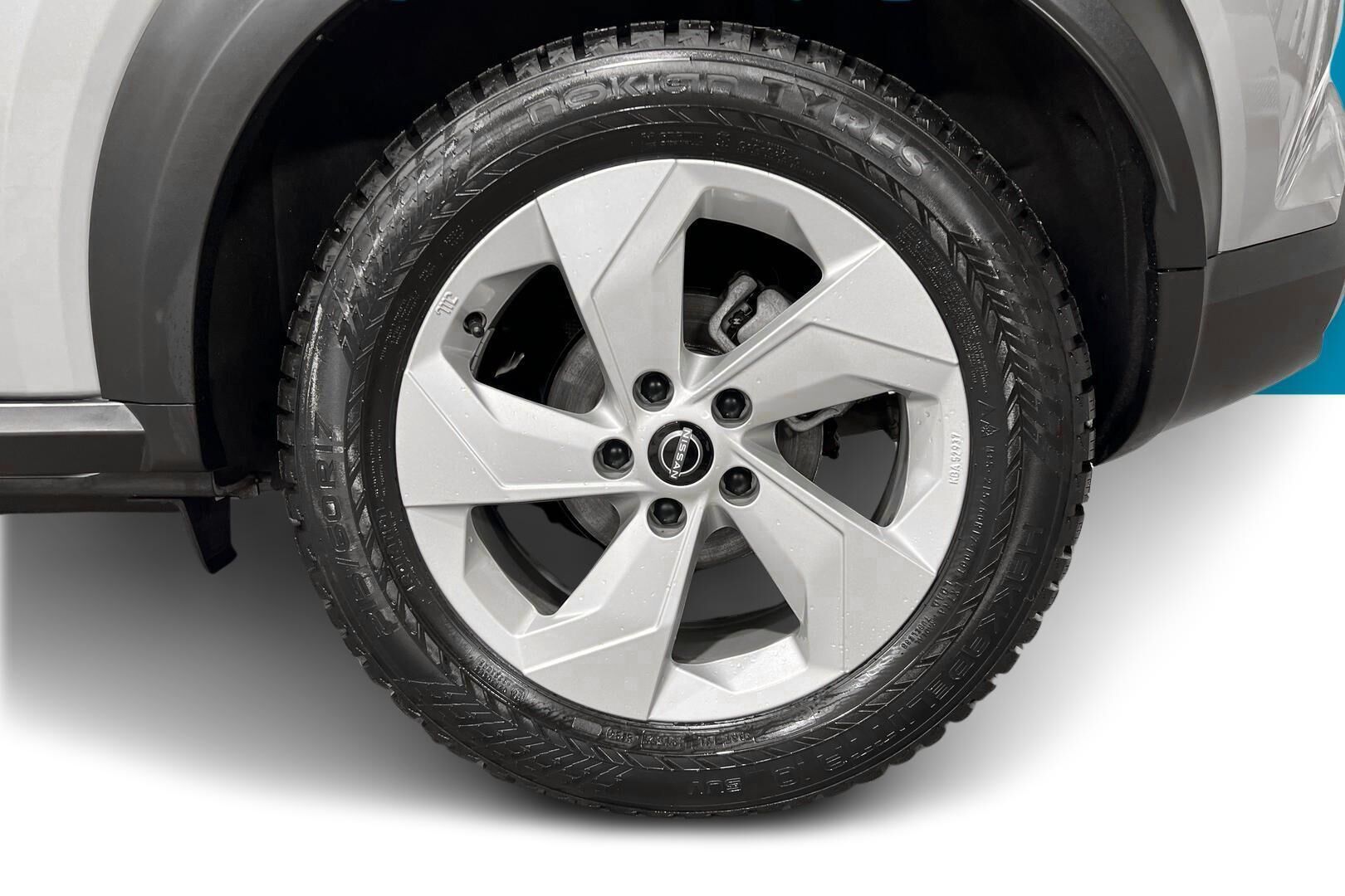 Nissan Juke iso kuva 11