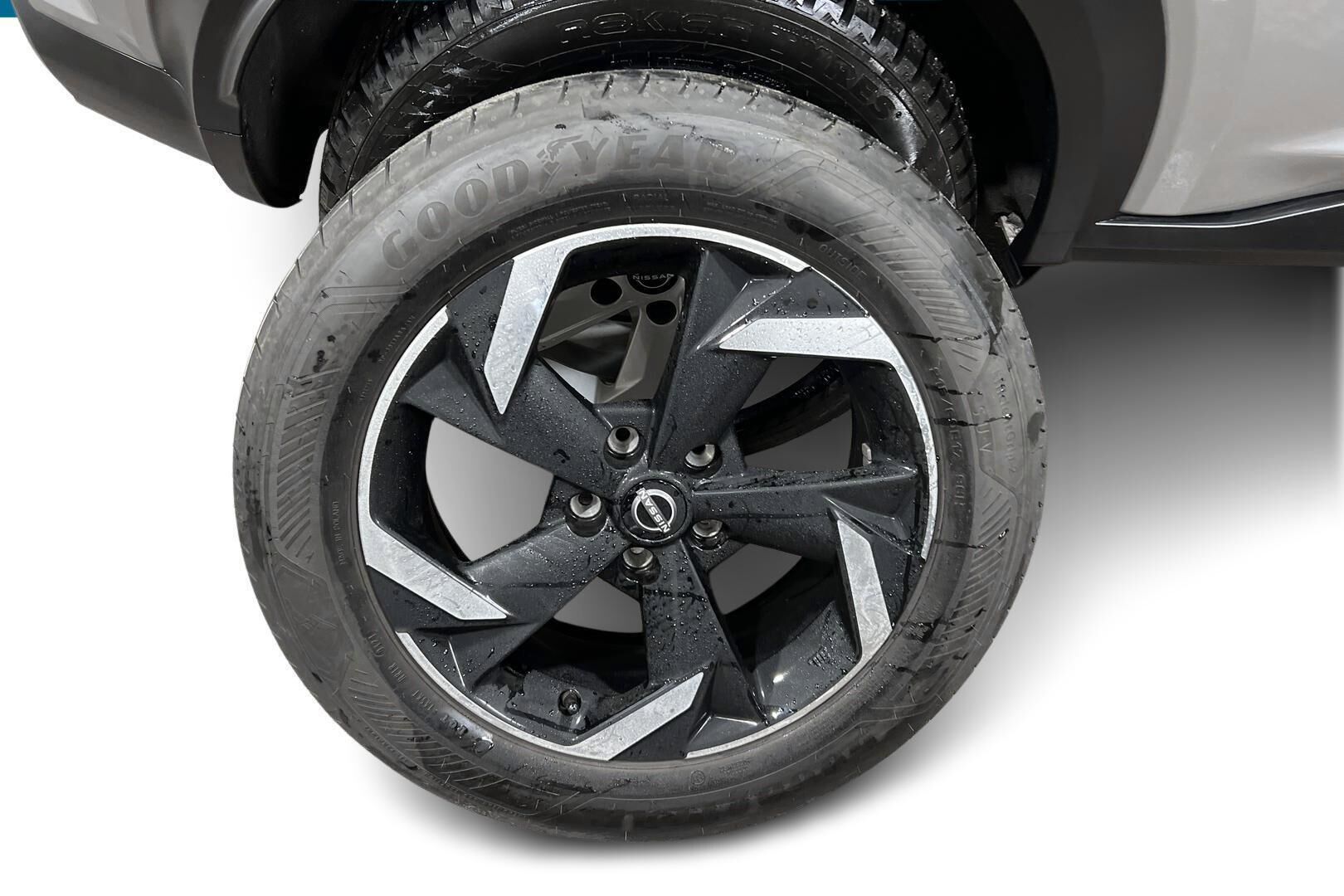 Nissan Juke iso kuva 19