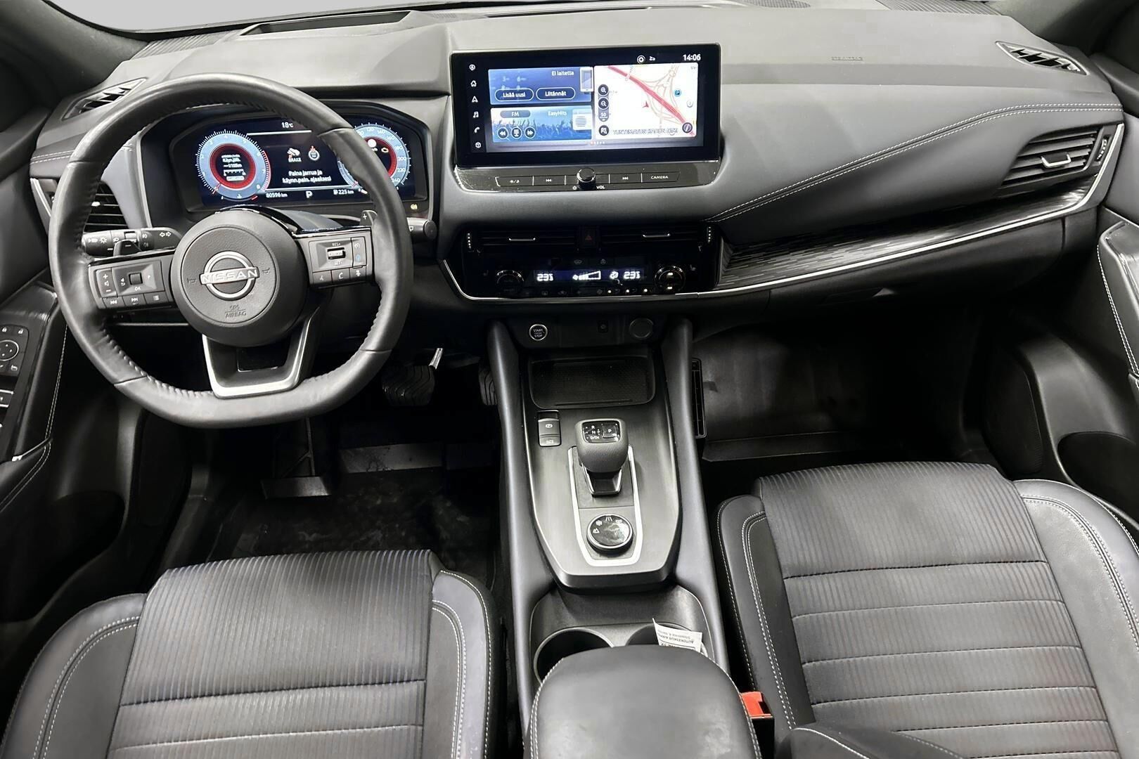Nissan Qashqai iso kuva 9