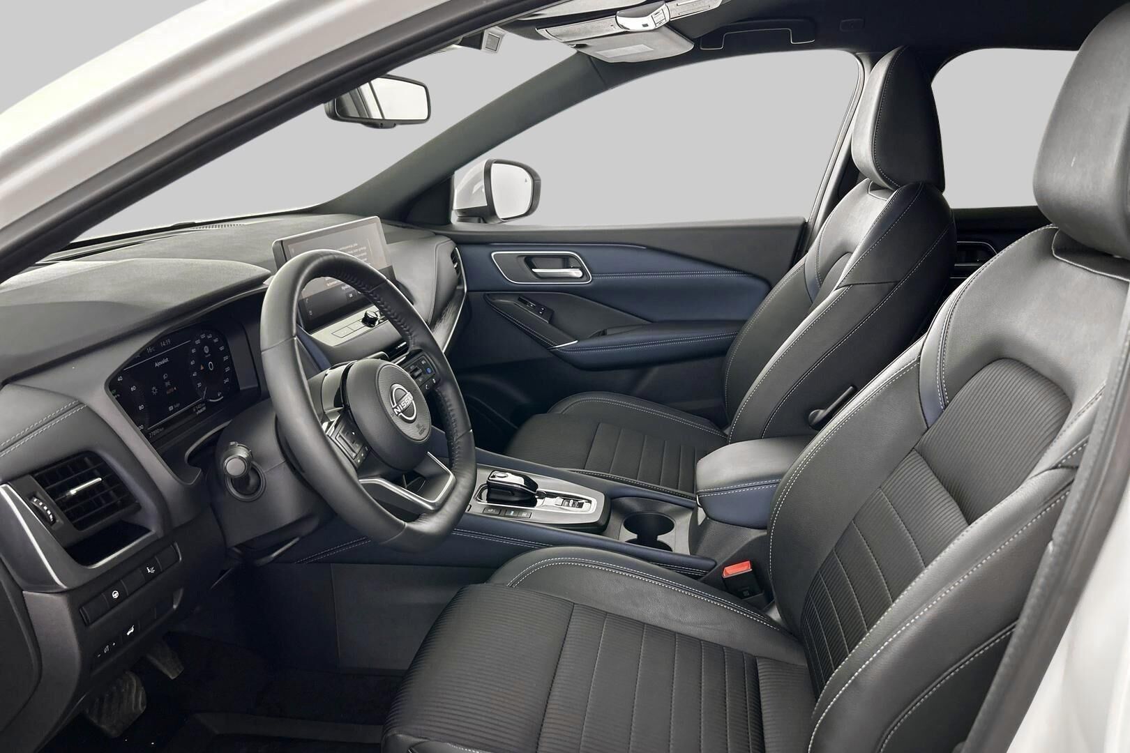 Nissan Qashqai iso kuva 5
