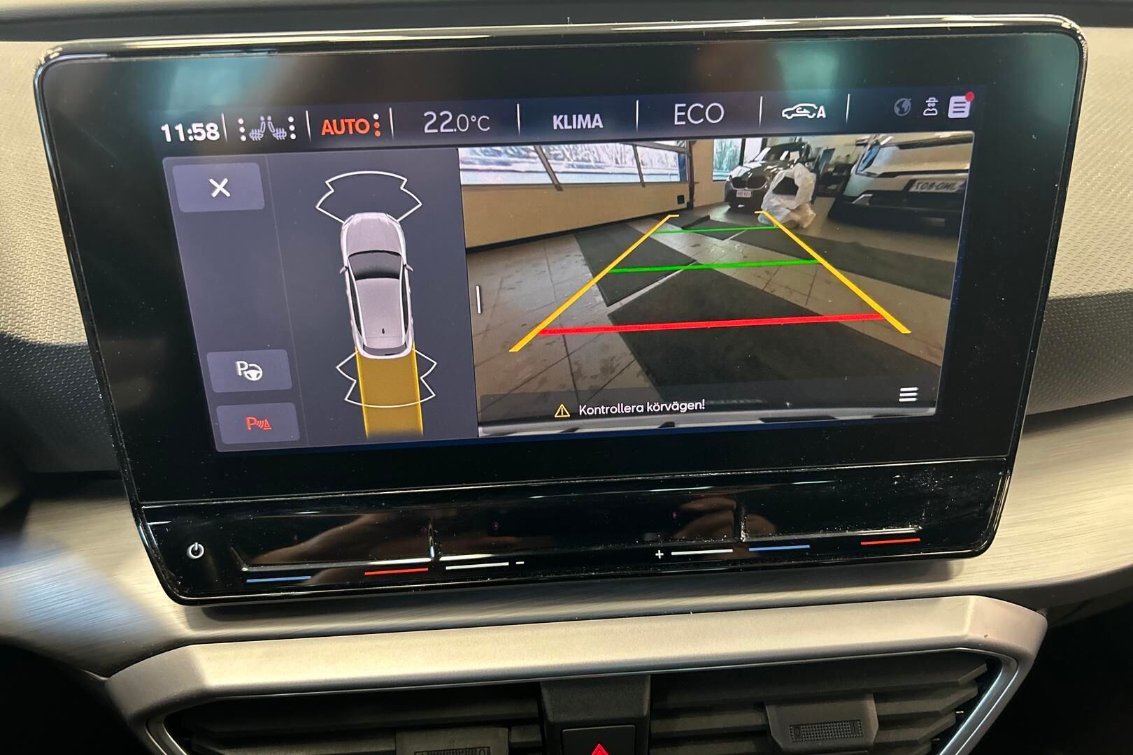 Seat Leon iso kuva 14