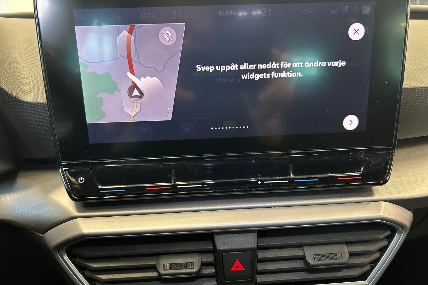 Seat Leon iso kuva 16