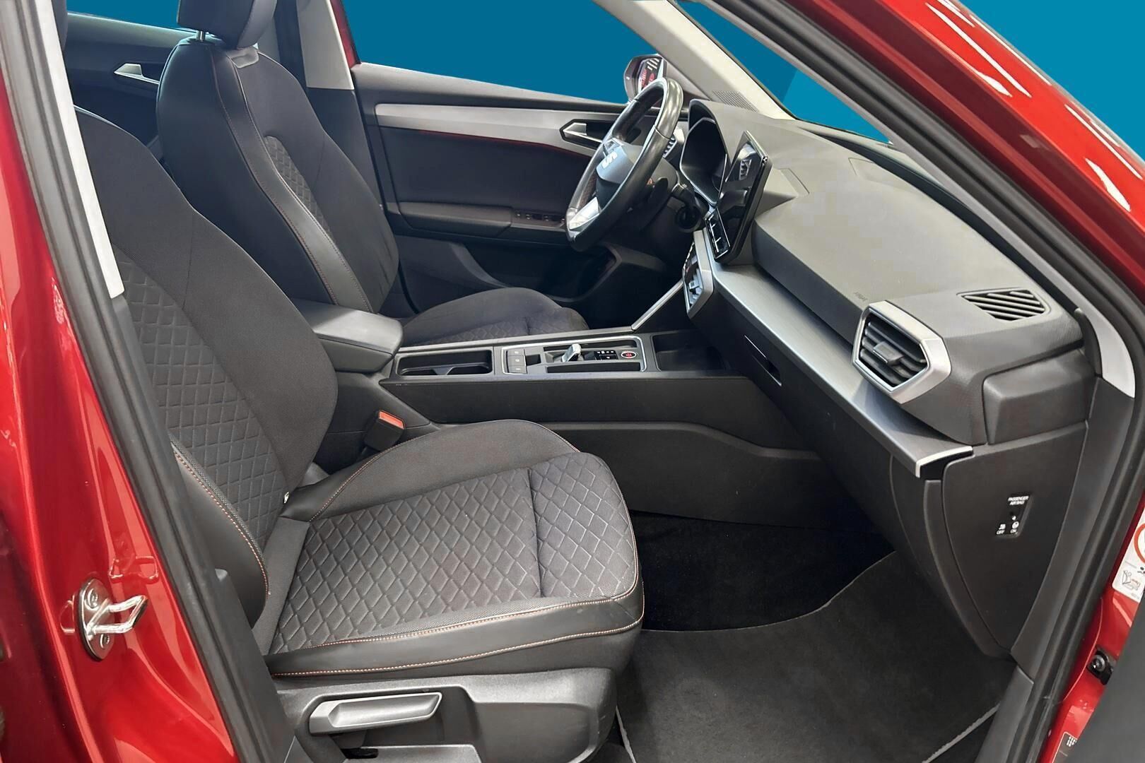 Seat Leon iso kuva 25