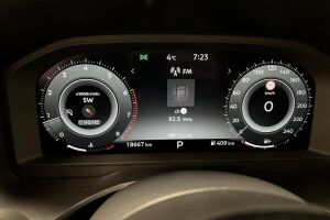 Nissan Qashqai esikatselu 10