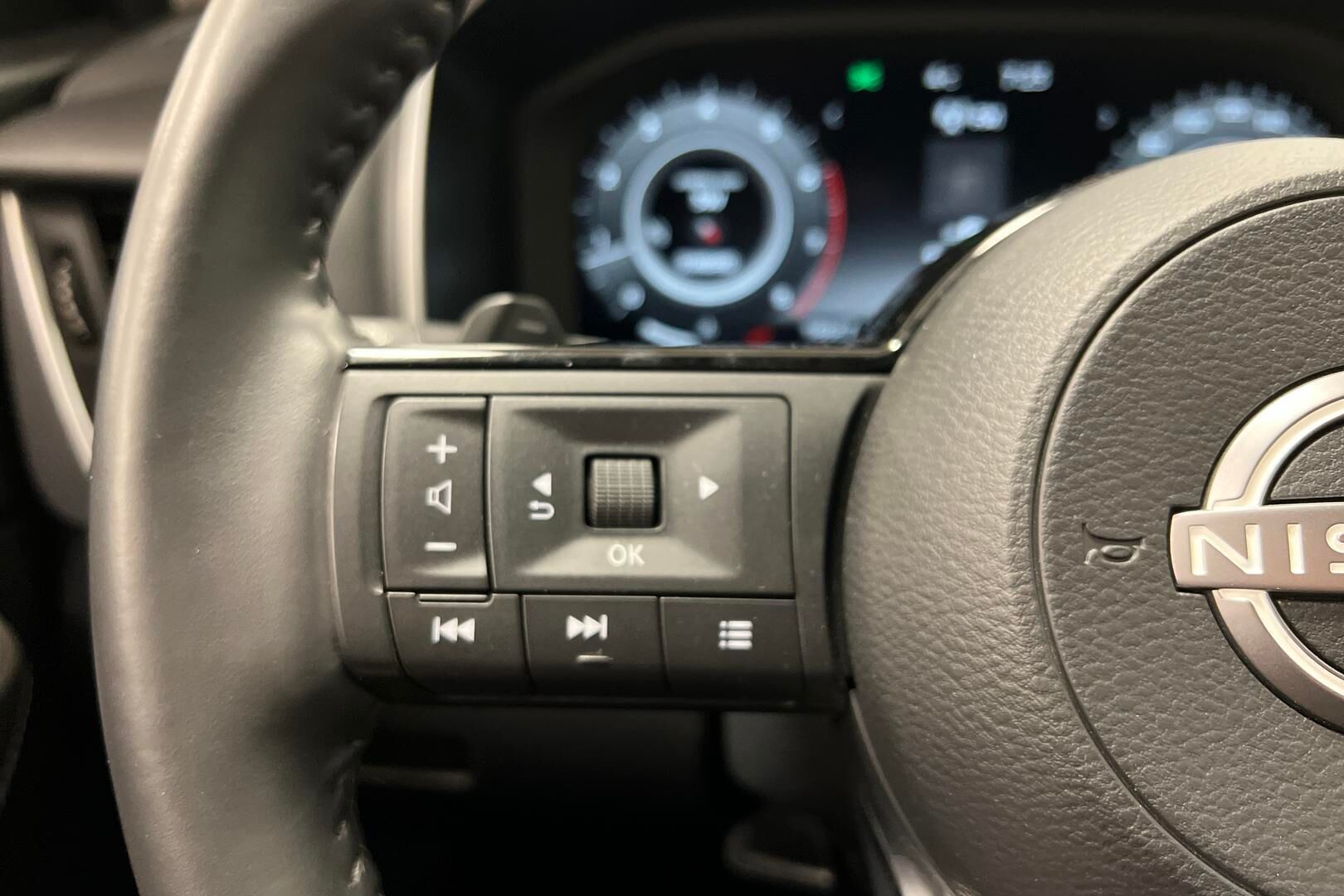 Nissan Qashqai iso kuva 23