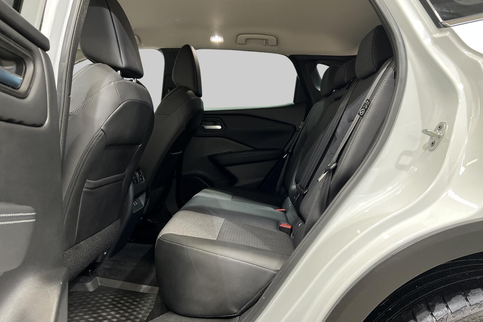 Nissan Qashqai iso kuva 8