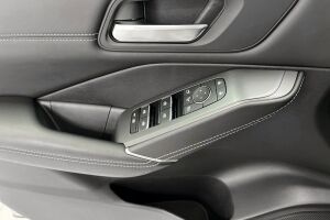 Nissan Qashqai esikatselu 14